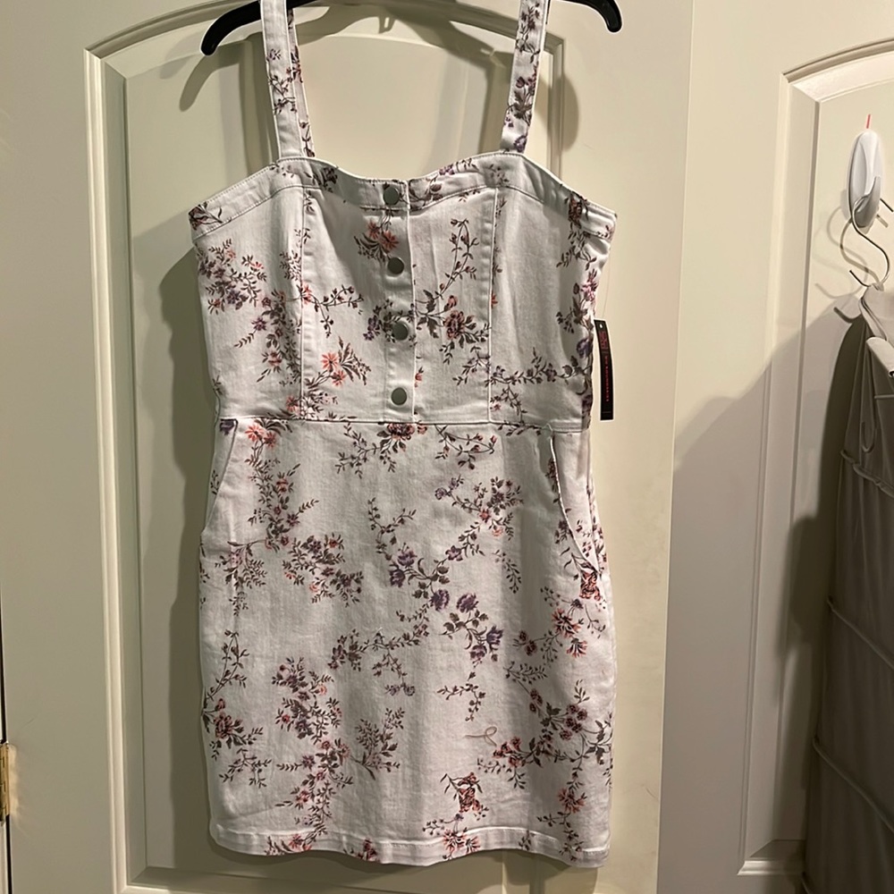 White floral mini dress
